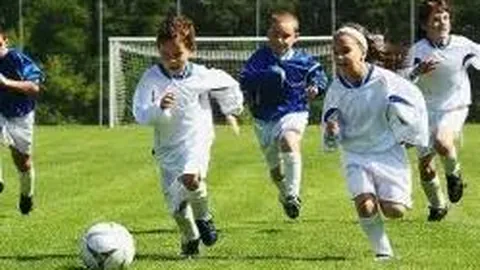 【飞跃彩运】马年狂欢双色球，第26002期精选杀6蓝球，惊喜连连，昨日战绩耀眼！